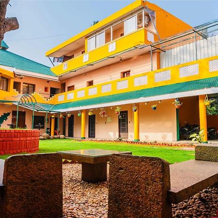 La Courtyard Hotel Pondicherry Bagian luar foto