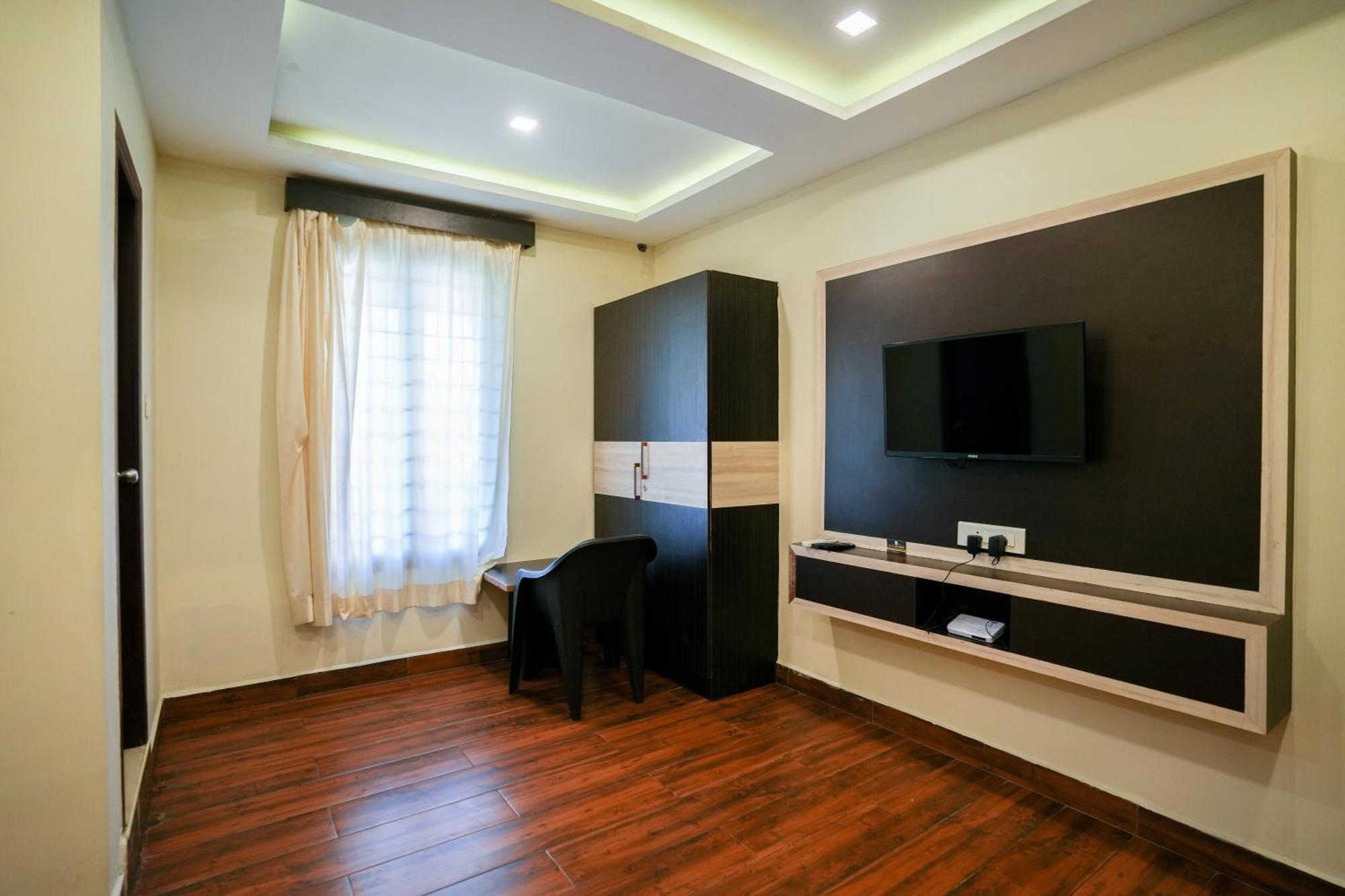 La Courtyard Hotel Pondicherry Bagian luar foto