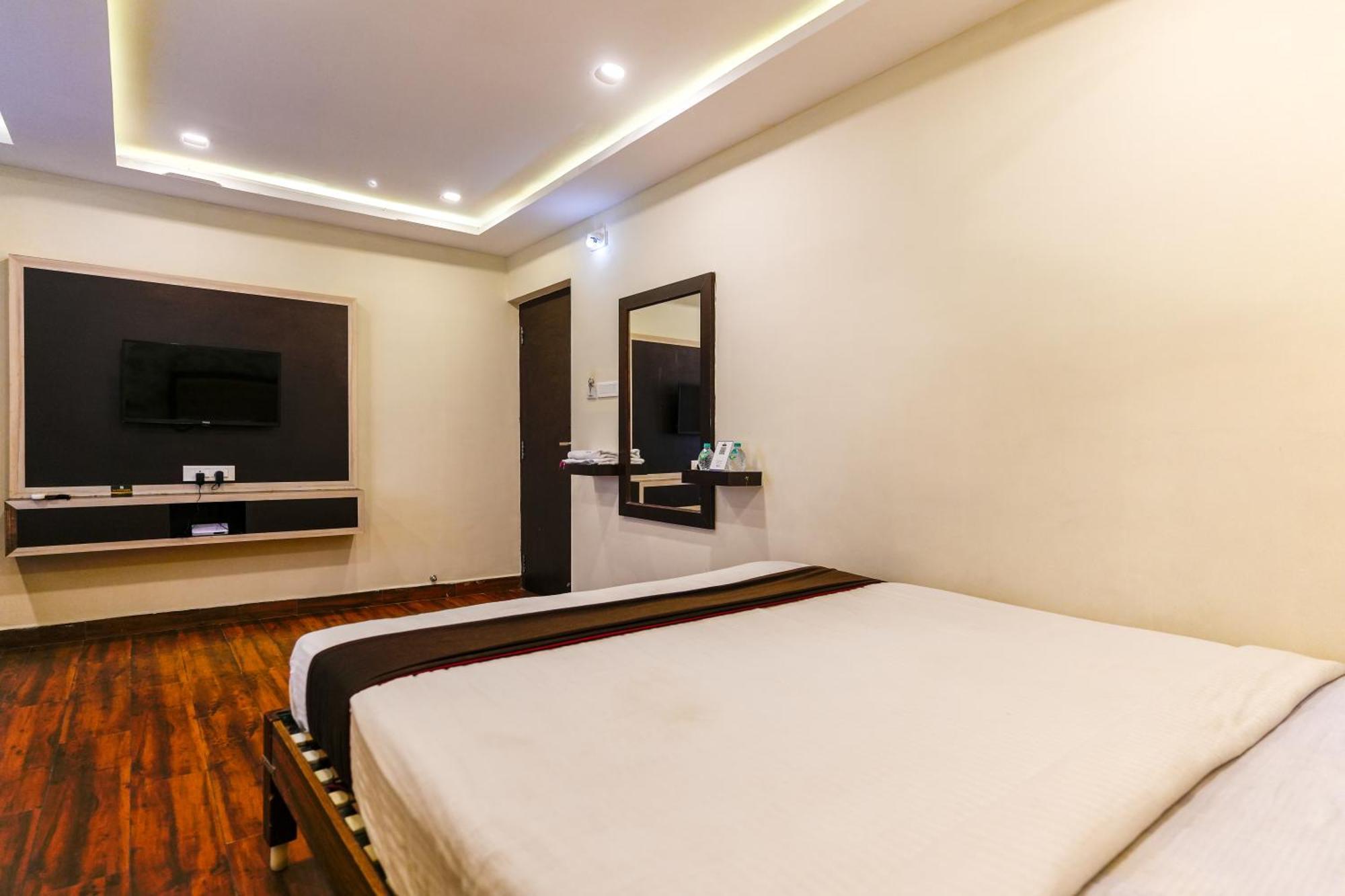 La Courtyard Hotel Pondicherry Bagian luar foto