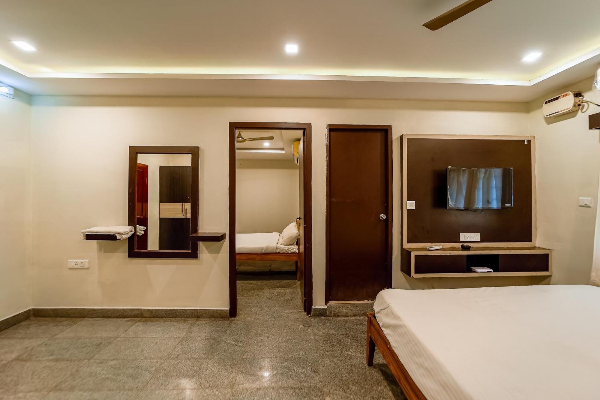 La Courtyard Hotel Pondicherry Bagian luar foto