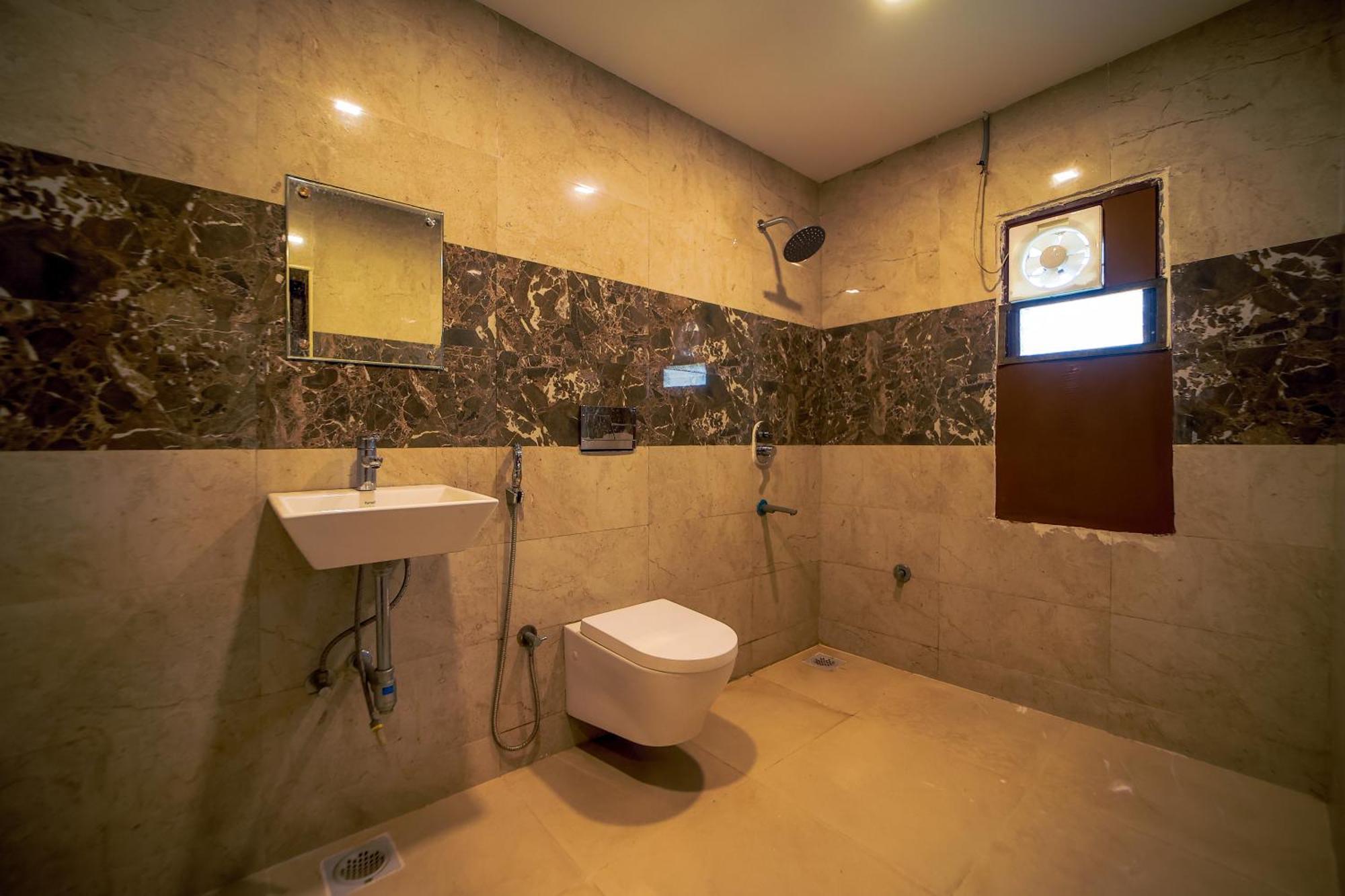 La Courtyard Hotel Pondicherry Bagian luar foto