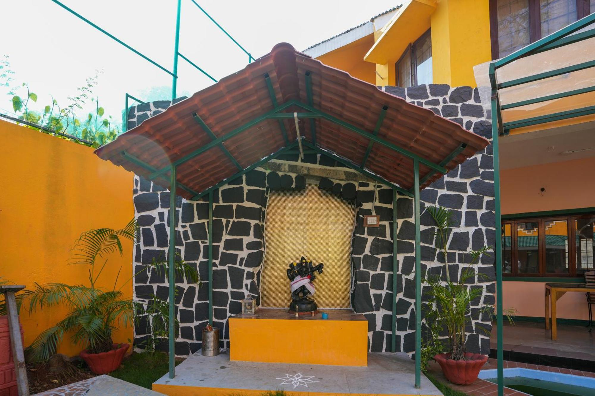 La Courtyard Hotel Pondicherry Bagian luar foto