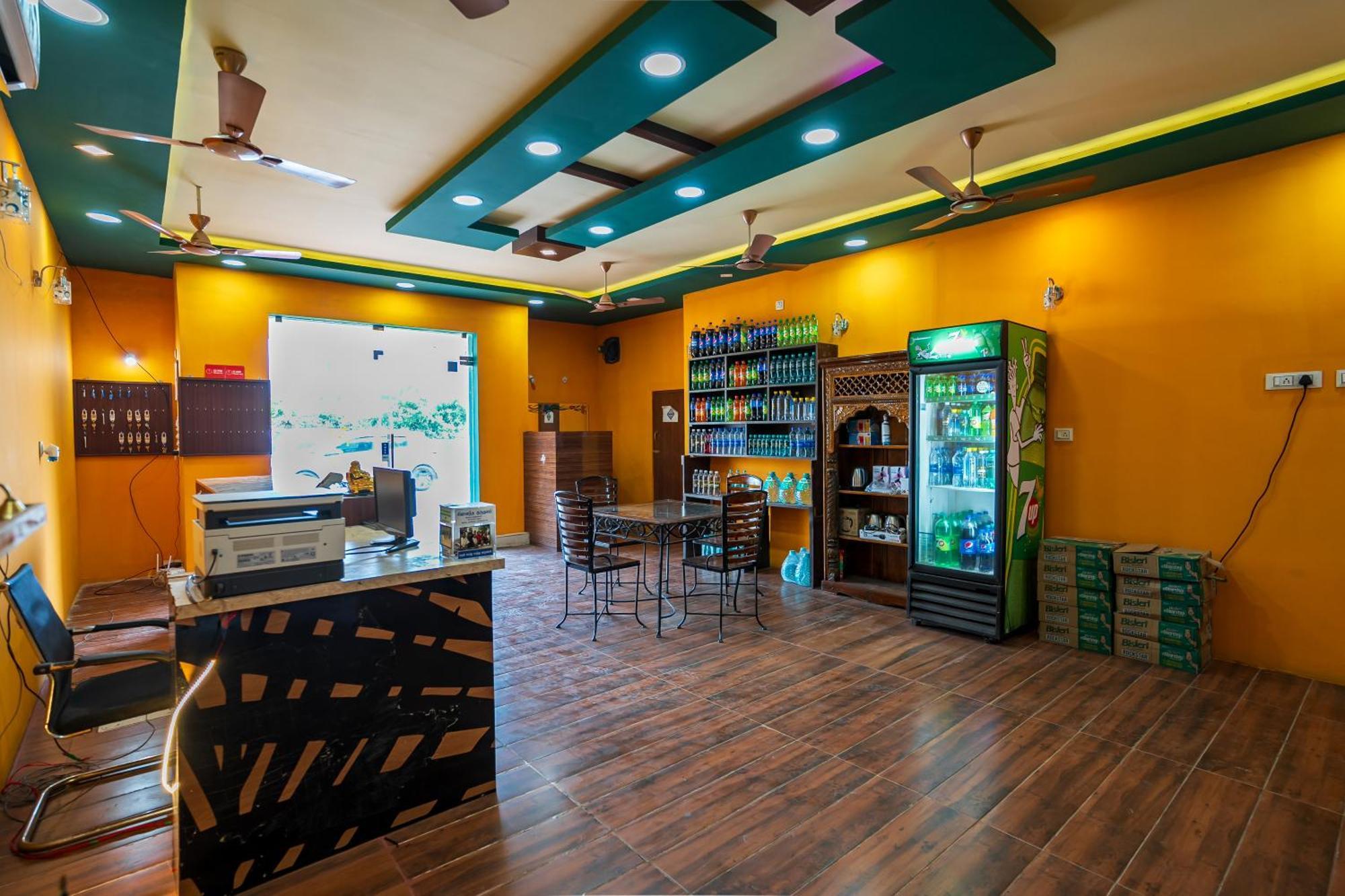 La Courtyard Hotel Pondicherry Bagian luar foto